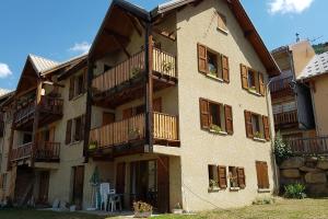 Appartements Apartment on the ground floor in Le Chazelet facing the Meije & its glacier : photos des chambres