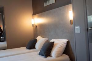 Hotels Hotel Lune Etoile : photos des chambres