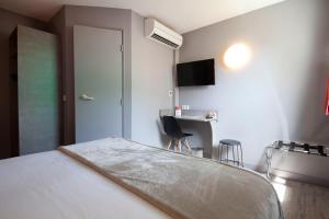 Hotels Hotel Lune Etoile : photos des chambres