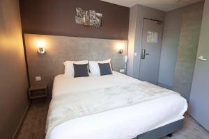 Hotels Hotel Lune Etoile : photos des chambres