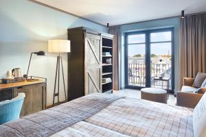 Comfort Double Room Harbor - Balcony room in Lighthouse Hotel & Spa