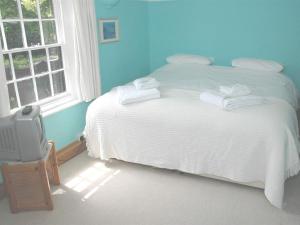 Twin Room with Private Bathroom room in The White House