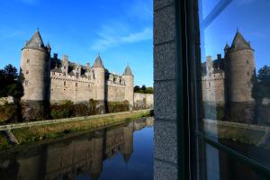 Hotels Hotel Restaurant Du Chateau : photos des chambres