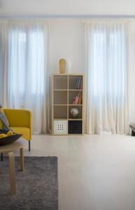 Uma Apartments