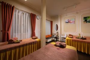 Hanoi Center Silk Premium Hotel & Spa & Travel