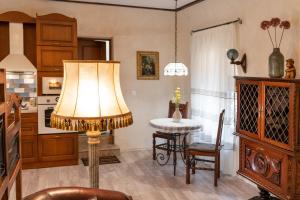Historic Apartment in the heart of the City