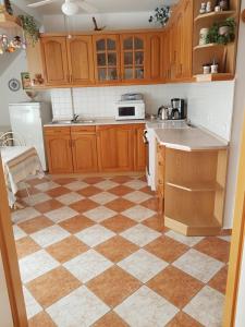 Apartment room in Pension Óvári