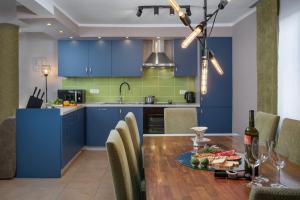 Astinian Villa Puntizela