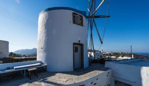 Windmill Arades suite Sifnos Greece
