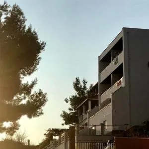 Apartments EOL - Brela