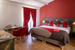 Hotels Chateau et Golf De Taulane : photos des chambres