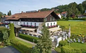 Ferienhotel Hubertus - Böbrach