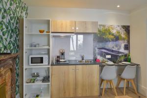 Puits de Jouvence, au coeur des commerces