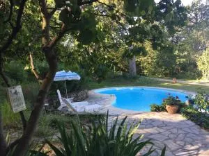 Les volets lavande - 瓦凯拉