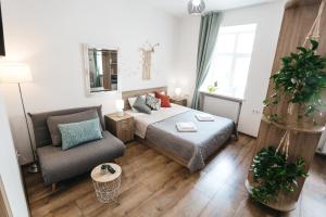 "Green Oasis Apartment"