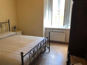Standard Zimmer mit Kingsize-Bett
