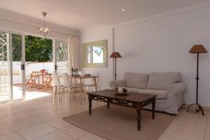 Luxury 2-Bedrooms Villa - Golf del Sur, The Palms Resort