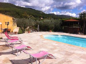 Les cigales des prés Studio