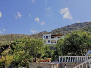 Palaiopoli View Studio Andros Greece