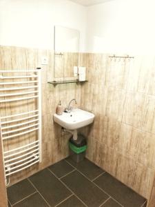 Tassi Halászcsárda-Harcsa ház