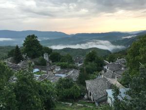 Mousafir Ontas Zagori Greece