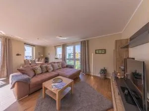 Modernes Apartment "Stadtblick"- Aussicht auf Altstadt und Müritz - Waren