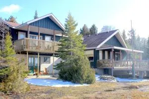 Sunset Lakehouse, cozy cottage - Тоберморі