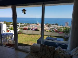 Garden sea view apartment near beach