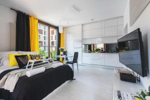 One-Bedroom Apartment room in Kolejowa 45A P&O Corporate Accommodation