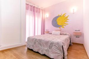 Apartamentos Momas La Casa De Mamá - 4-звездочные отели в городе Малага