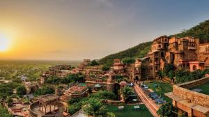 Neemrana Fort-Palace
