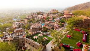 Neemrana Fort-Palace