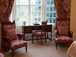 Hempstead House Hotel & Restaurant