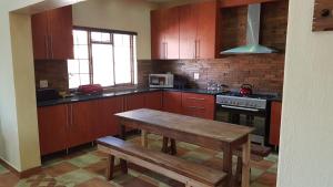 Hornbills Rest Country Home