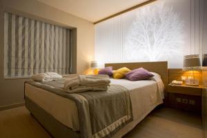 Suite with Shared Pool