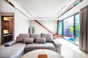 Biệt Thự Bể Bơi (Pool Villa)