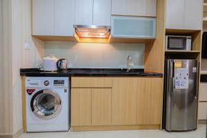 Cozy Studio Room Apartment Menteng Park By Travelio