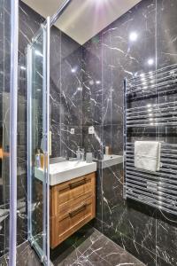 94 - Urban French Kiss Montorgueil