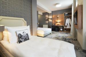 Standard Twin Room room in Mercure Sibiu Airport