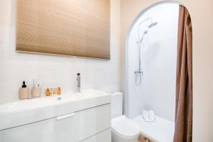 Sweett - The Roca House