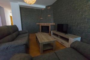 Alojamientos Madrigal 1 y Madrigal 2 - 3hvězdičkové hotely ve městě Burunchel