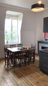 Appartements Castle Appartment for 7 with Pool near Paris! : photos des chambres