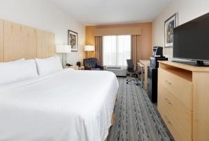 King Room - Hearing Accessible room in Holiday Inn Express & Suites San Antonio Brooks City Base an IHG Hotel