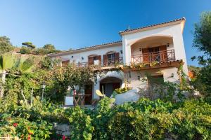Niriides Studios Ikaria Greece