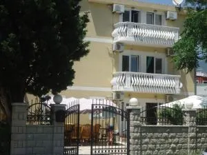 Apartments Beba Zalad - Sutomore