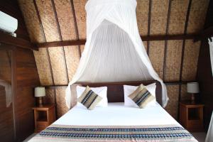 Unzipp Lumbung Gili Trawangan
