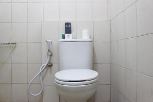 Cozy 2BR Tamansari Panoramic Apartment By Travelio