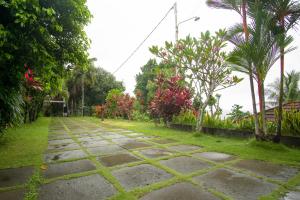 RedDoorz Syariah near Ngade Lake Ternate