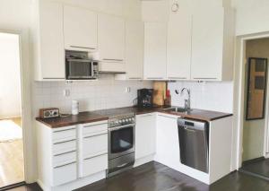 Light, views, comfort and design in city centre