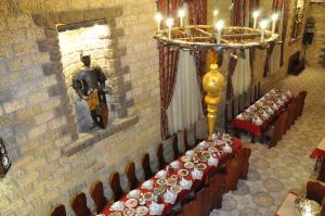 Готельно-ресторанний комплекс «Галицький замок»